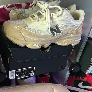 New Balance Kids' Beige Sneakers